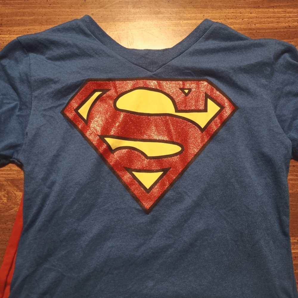 SUPERGIRL T-SHIRT WITH CAPE - Small // Cosplay Costume Tee Shirt DC Comics Hero - Picture 6 of 14